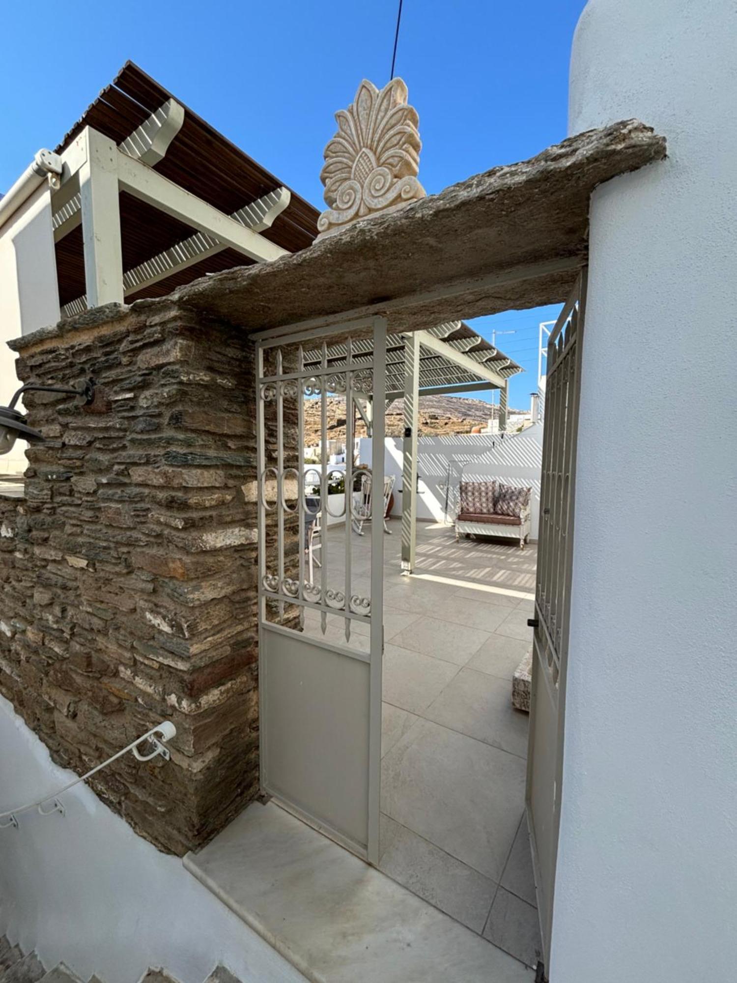 Serenity Living Platia, Tinos Kültér fotó